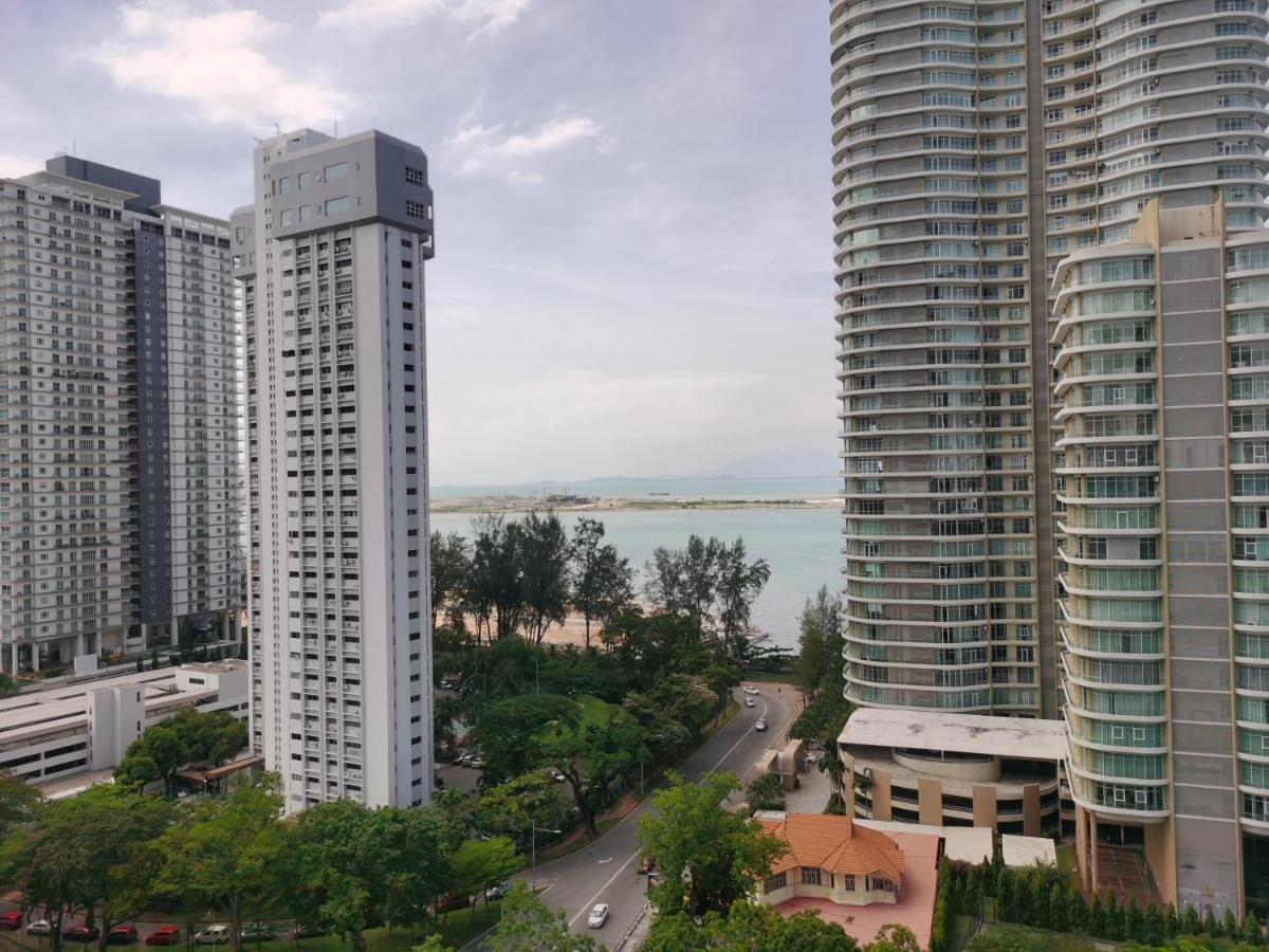 Family Suites At Mansion One By Maj George Town  Kültér fotó