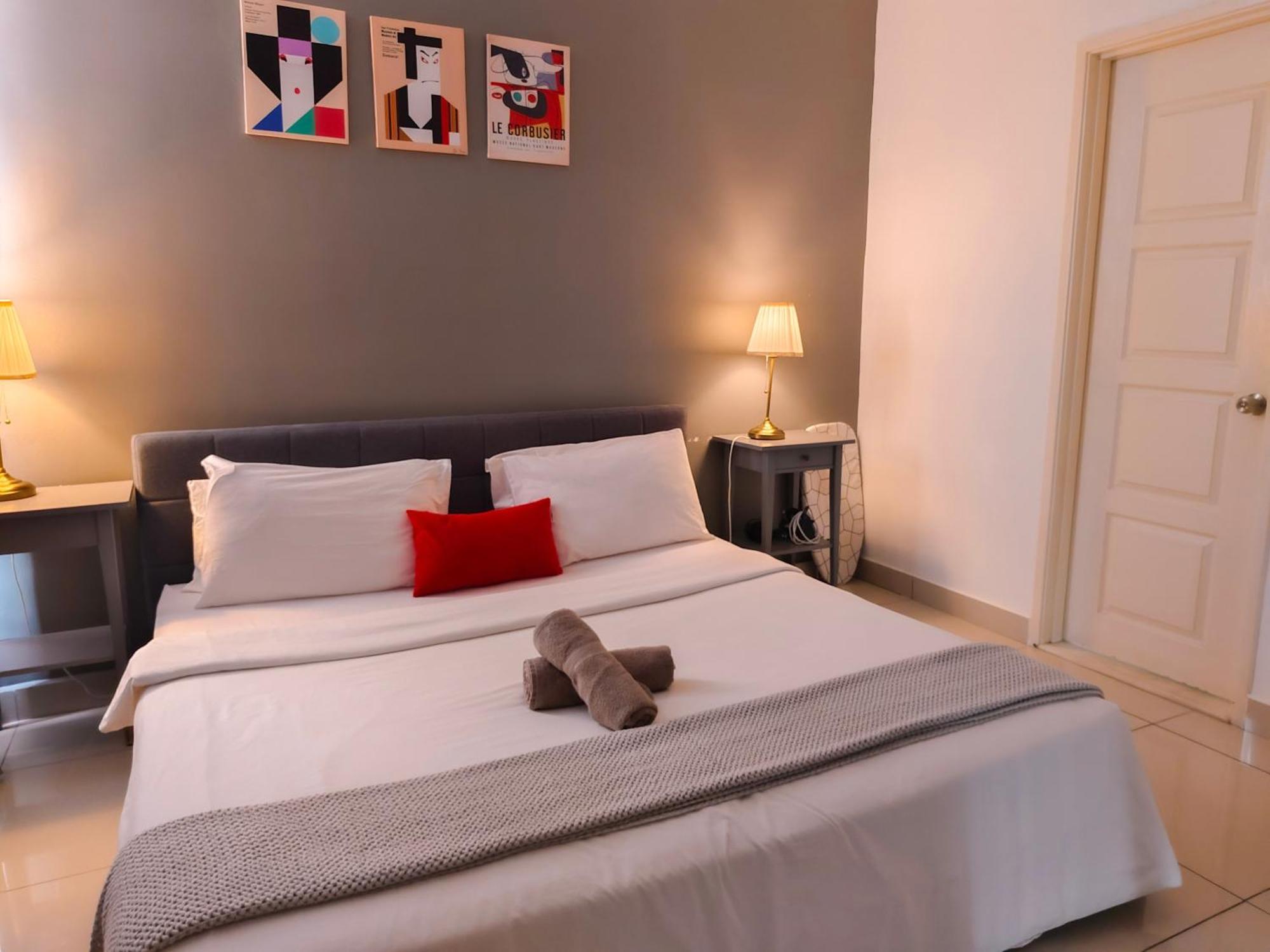 Family Suites At Mansion One By Maj George Town  Kültér fotó